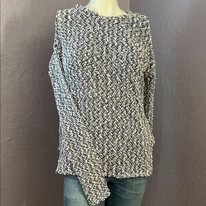 Aeropostale Black and White Crew Neck Sweater